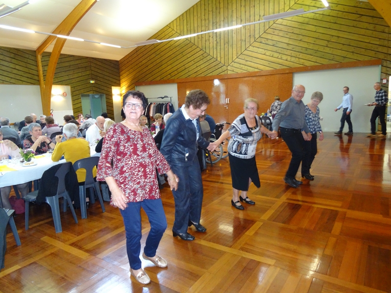 Salle Des Fêtes Saint Aignan De Cramesnil